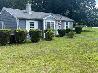 1 E Public St, Assonet, MA 02702