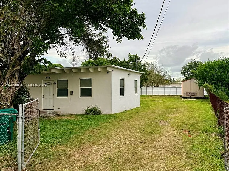 26741 SW 139th Ave #B — Photo 5