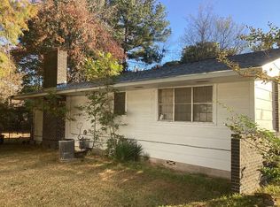 136 Cedar St, Prescott, AR 71857