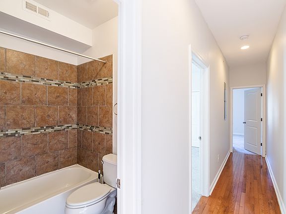 3rd image of 2350-52 N Park Ave Unit C