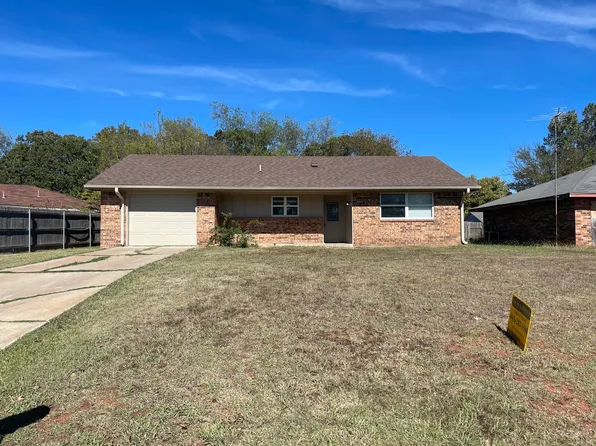 506 Butler Dr, Shawnee, OK 74804