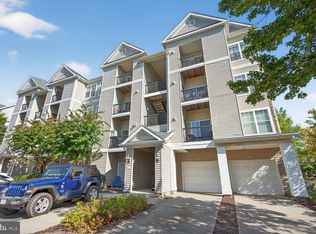 5123 Travis Edward Way APT J, Centreville, VA 20120