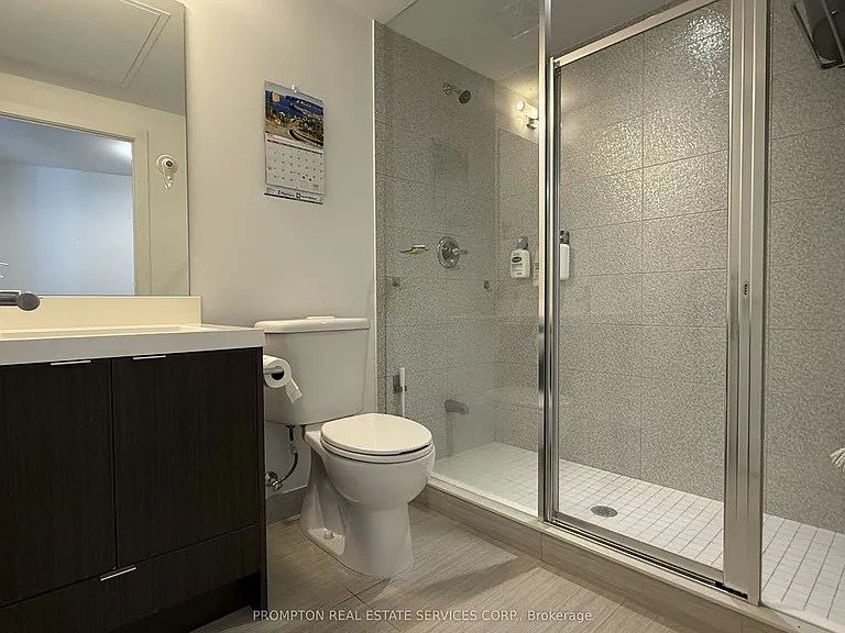 10 York St #2006 — Photo 11