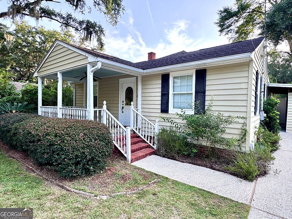 1st image of 48 Maxwell Ave