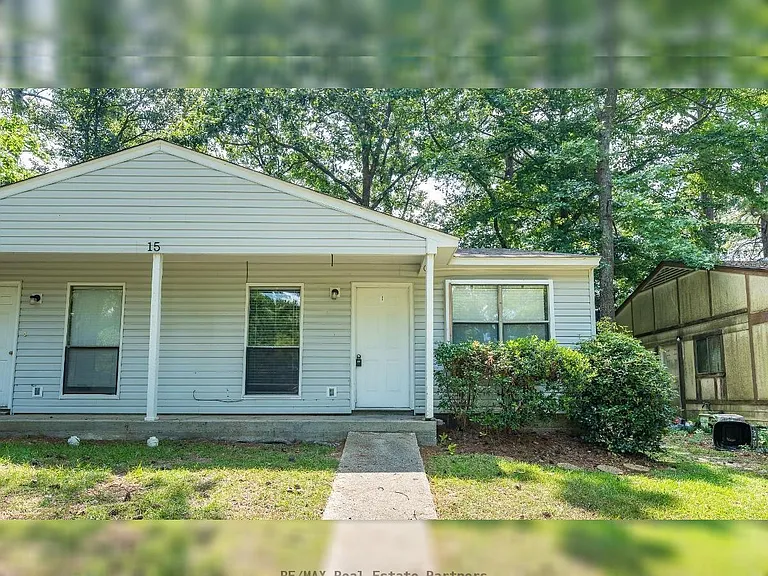 15 Raintree Dr #1 — Photo 1