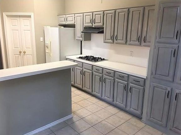 4th image of 18932 Westwood Pl