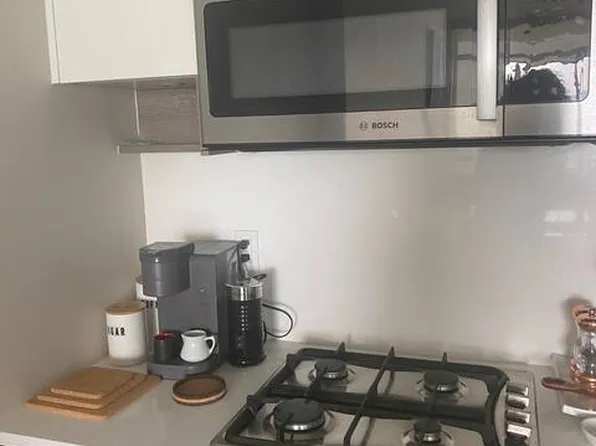 4485 Skyline Dr #4406, Burnaby, BC V5C 0J2