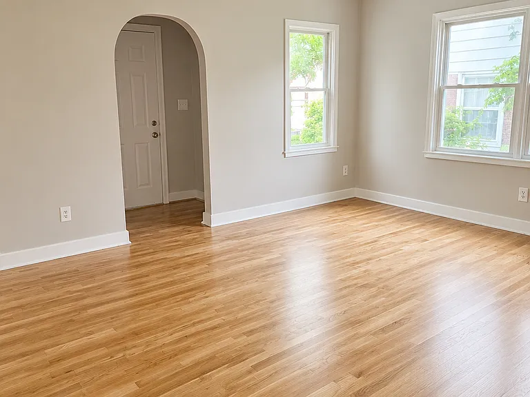 1016 Cleo St — Photo 4
