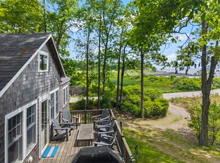 32 Seapoint Rd, Kittery Point, ME 03905