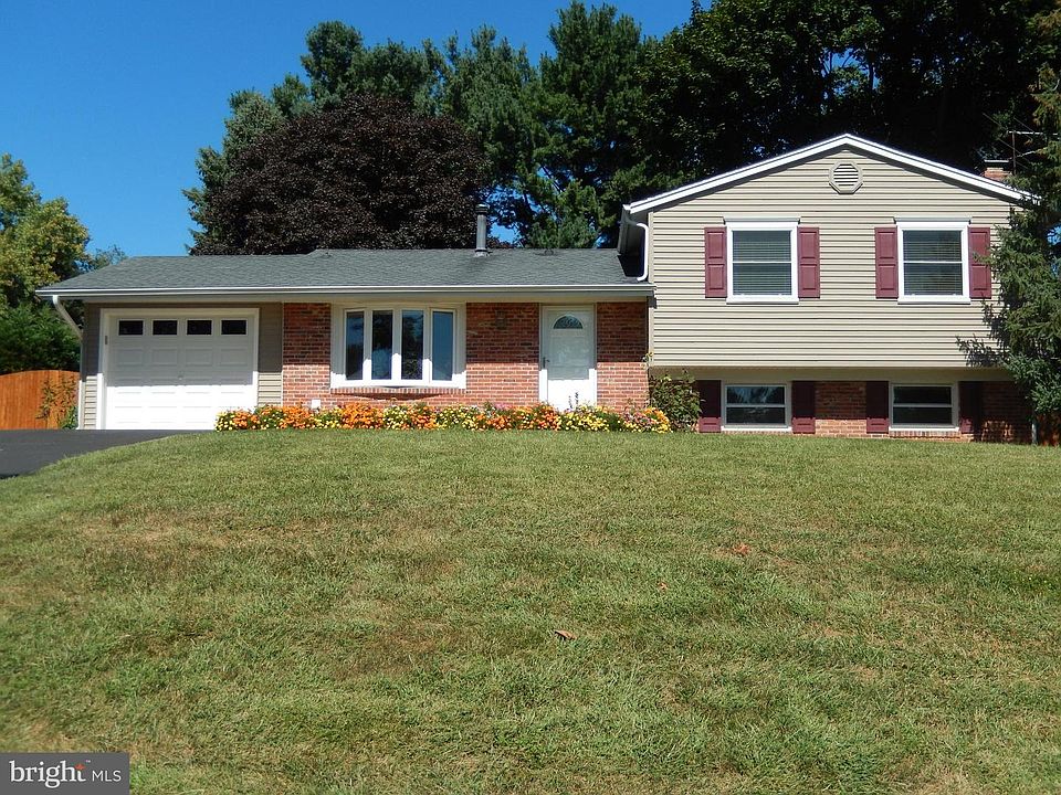 1st image of 17412 Park Mill Dr
