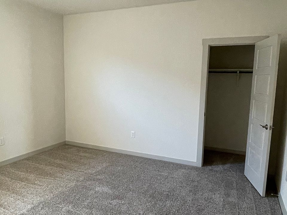 1st image of 10501 Fulton Ave