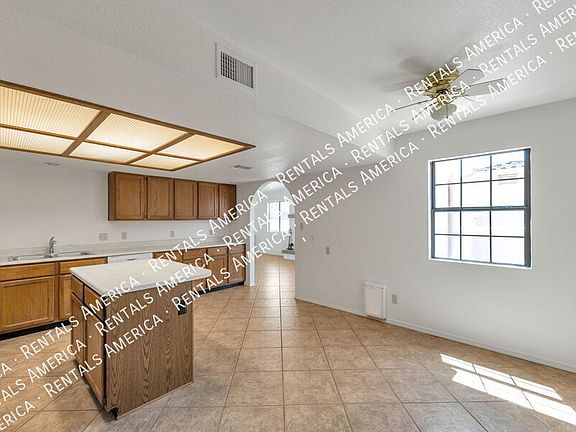 4th image of 13831 N Kendall Dr APT B