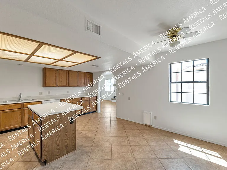 13831 N Kendall Dr #B — Photo 4