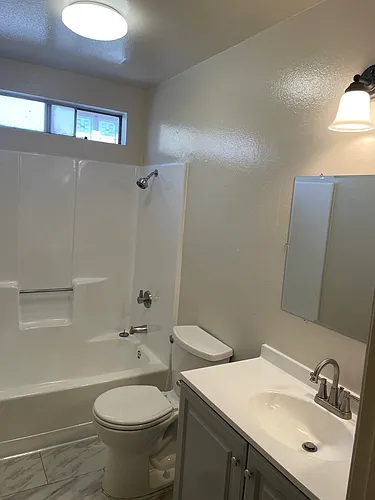 300 Amabel St #202 Photo 1