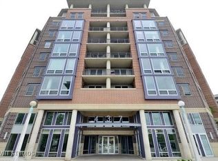 435 W Division St #418, Chicago, IL 60610