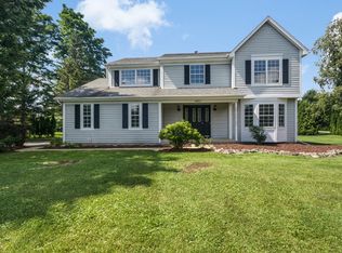 9831 Hunters Ln, Spring Grove, IL 60081