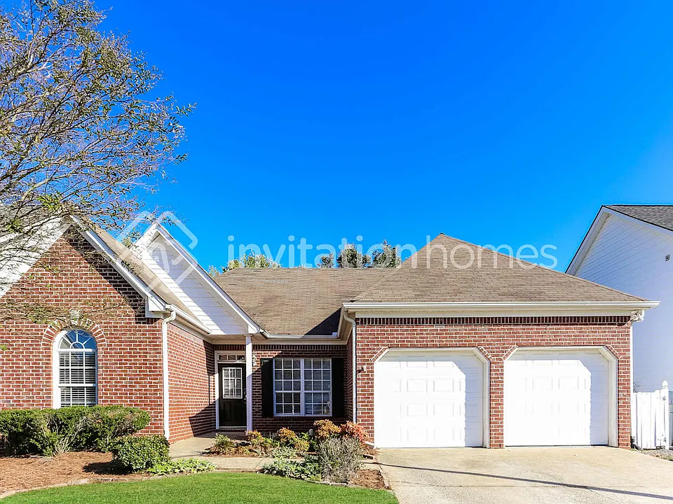 55 Lakebrooke Ln
