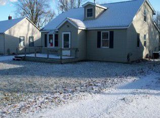 5533 Center Dr, Croswell, MI 48422