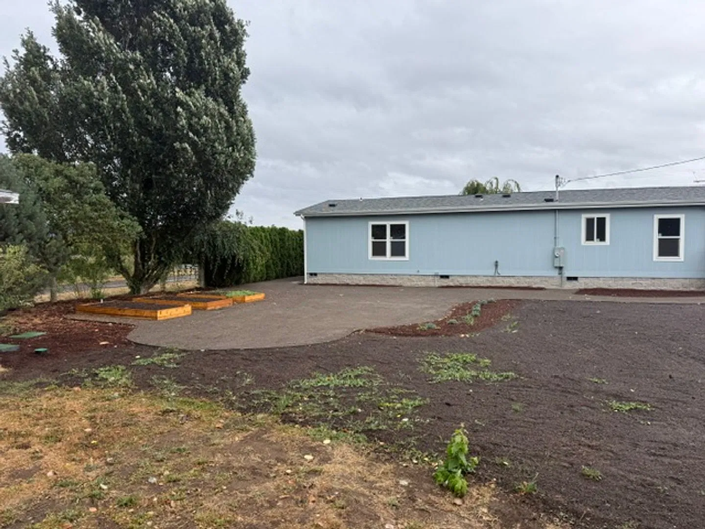 3-Bedroom, 2-Bath Home with Central A/C in Peaceful Independence Setting — Photo 4
