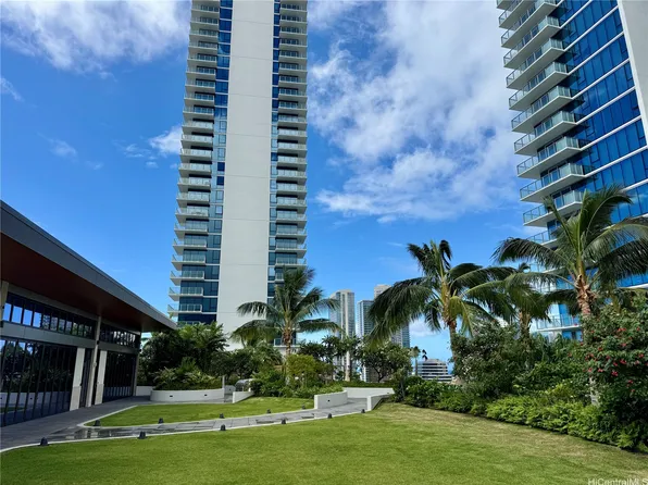1500 Rycroft St #508R, Honolulu, HI 96814