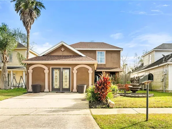 13656 N Cavelier Dr, New Orleans, LA 70129