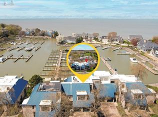 4446 E Marin Hbr, Port Clinton, OH 43452