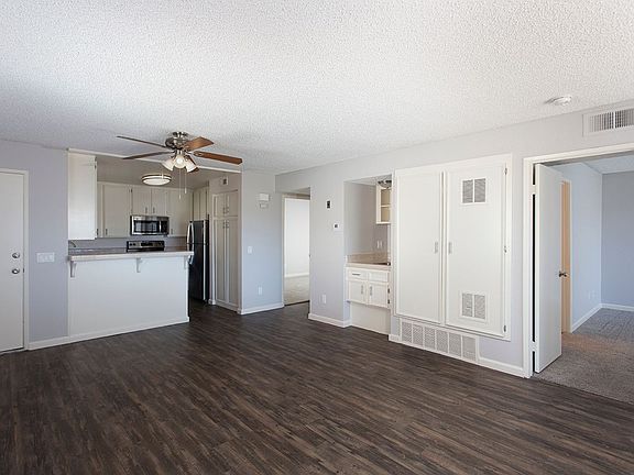 4th image of 1289 E Grand Ave APT 319