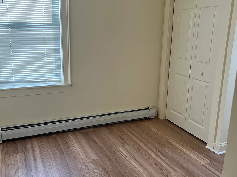 98 Raymond St #1W — Photo 8