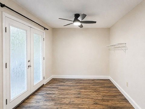 4th image of 340 Riverside Ave #1