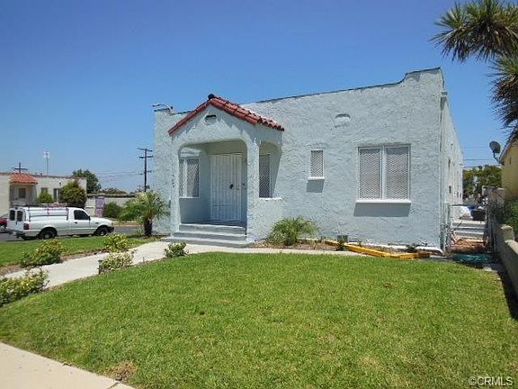 3rd image of 1650 W 76th St