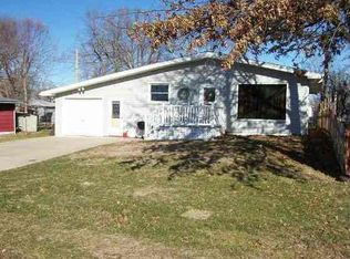 1517 Park Dr, Moberly, MO 65270