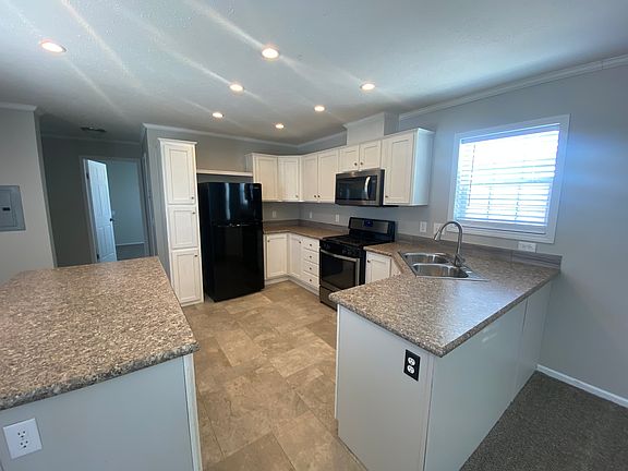 3rd image of 59568 Bart Ln