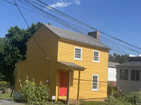 9 N Jefferson St, Staunton, VA 24401