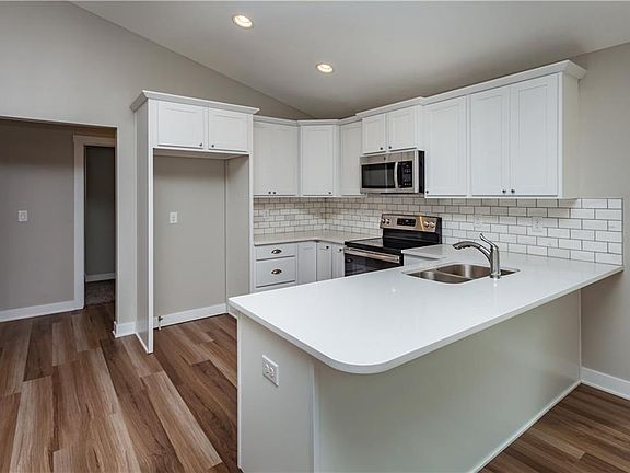 2nd image of 4122 NW Northwood Dr