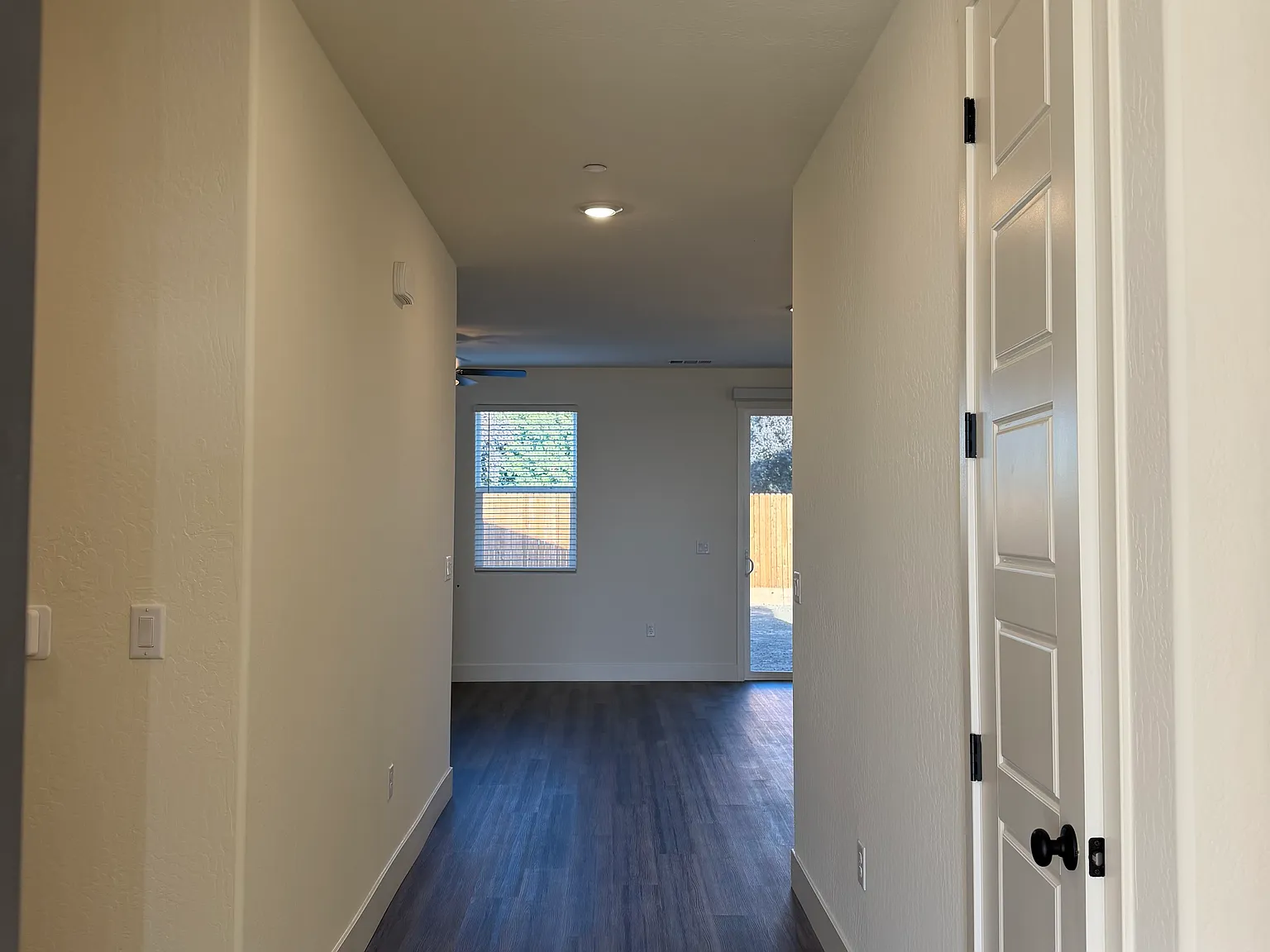 4 bed, 1509 sqft, $2,450 — Photo 2