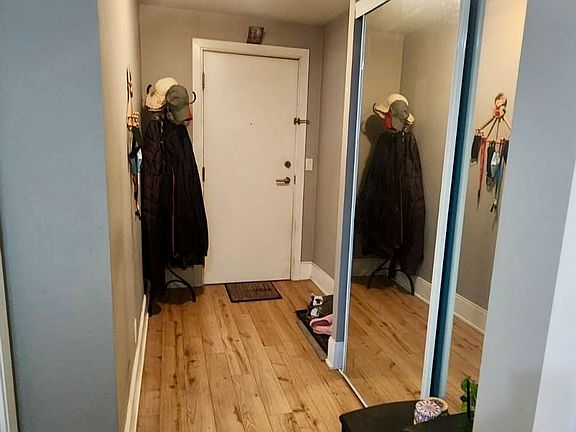 2nd image of 330 Burnhamthorpe Rd W #1404