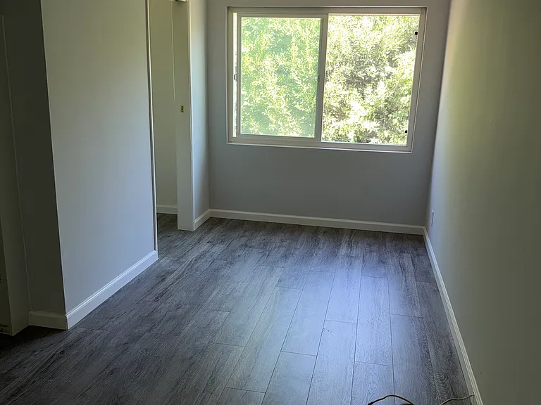 11901 Venice Blvd #17 — Photo 4