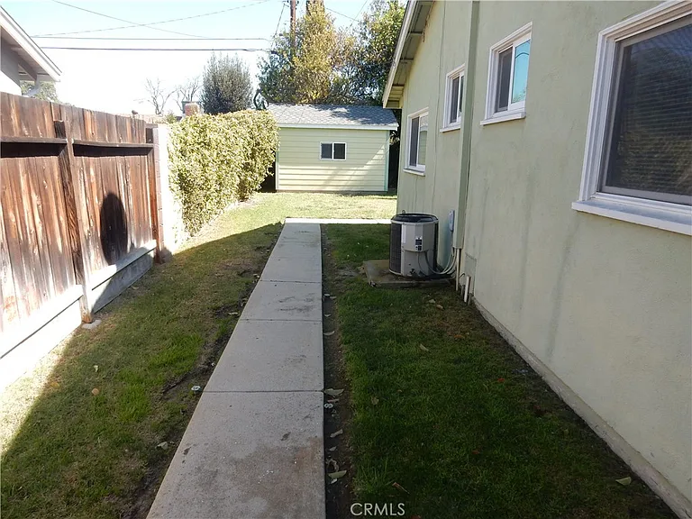 8000 Sale Ave — Photo 15
