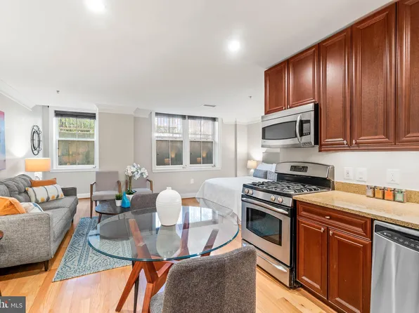 1210 R St NW APT B2, Washington, DC 20009