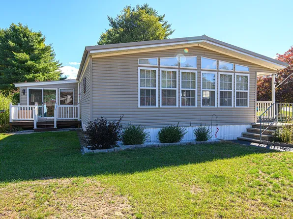 13 Dockside Lane, Rochester, NH 03867