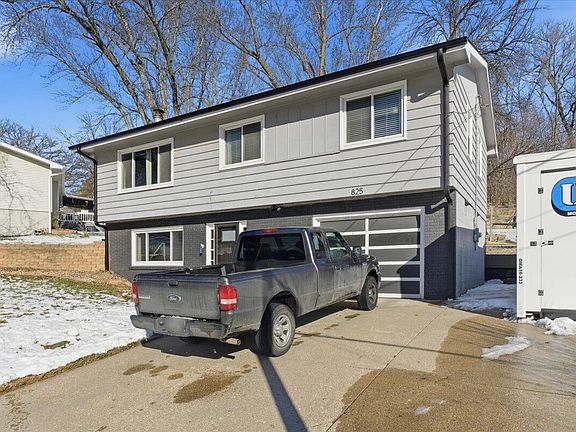 2nd image of 825 McKenzie Ave
