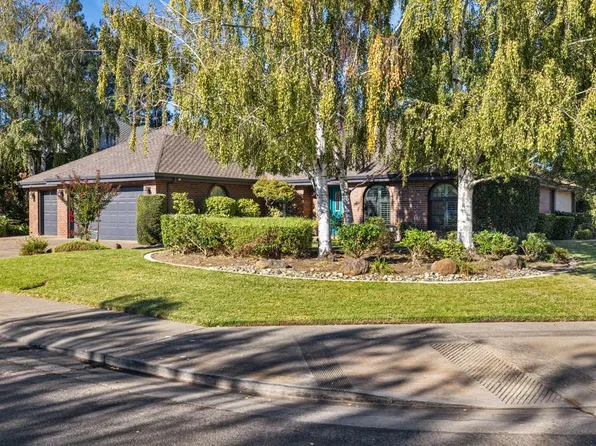 1101 Chateau Ct, Lodi, CA 95242