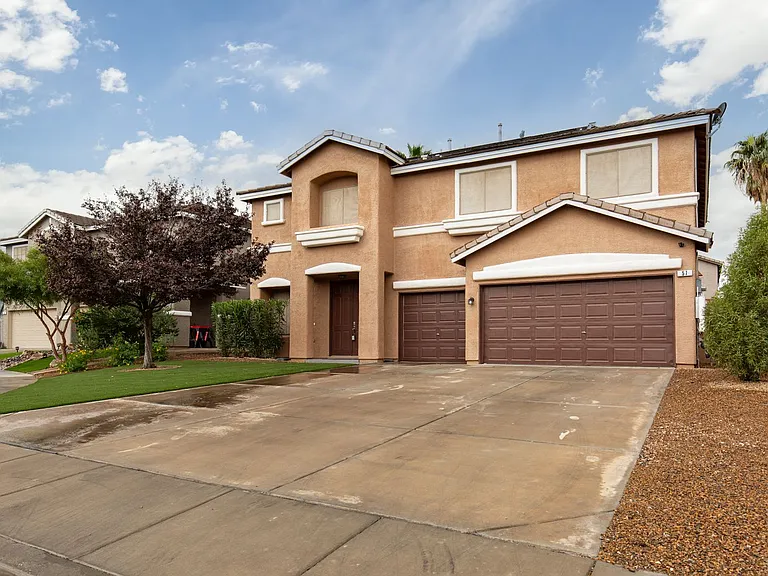 57 Ashby Hills Ct — Photo 1