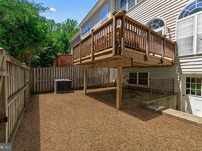 12003 Mill Rock Dr — Photo 81