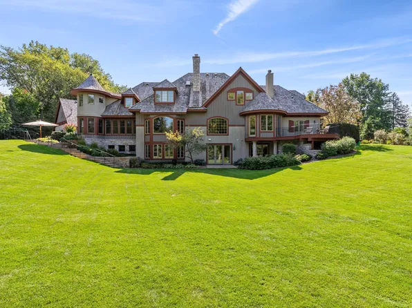 781 Ferndale Rd N, Wayzata, MN 55391