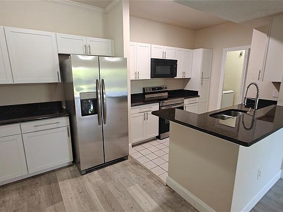 2nd image of 2015 Reston Rd APT 2219