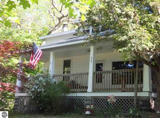 829 Beech St, Frankfort, MI 49635