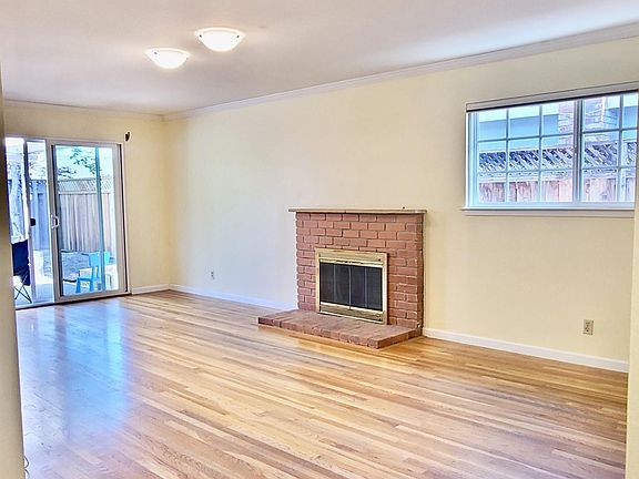 2nd image of 1648 Nightingale Ave
