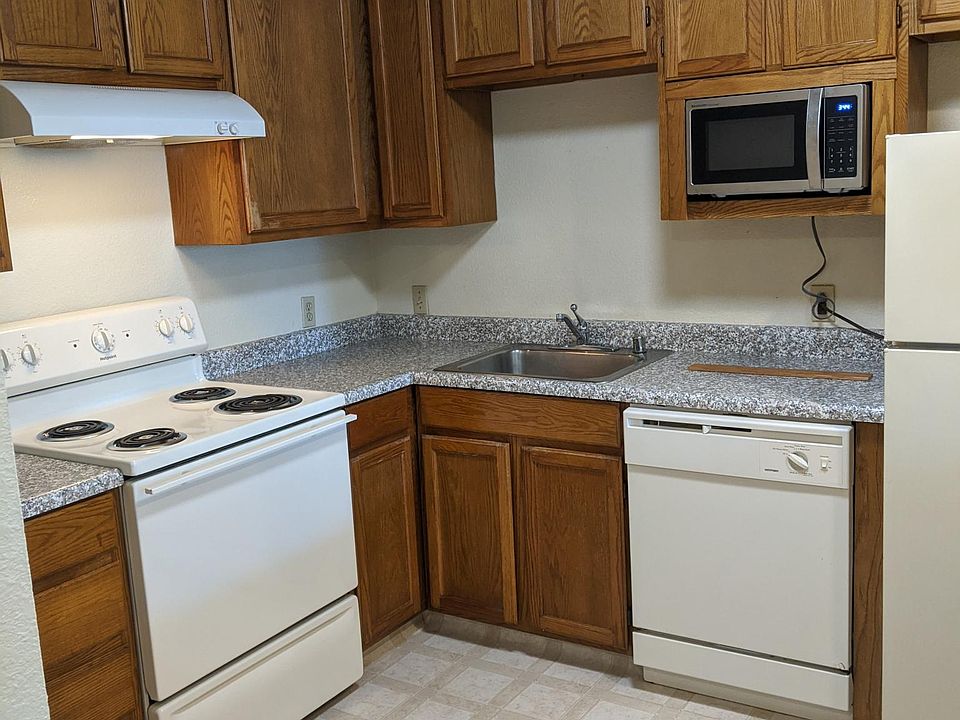 1st image of 455 Alida Way APT 7