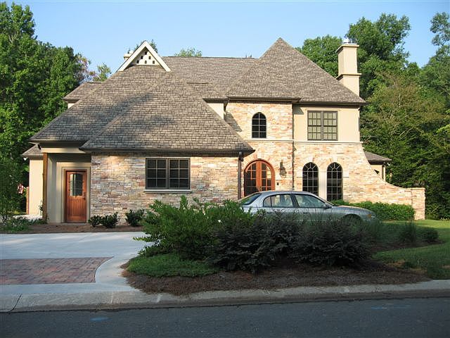 1st image of 2965 Ellington Dr